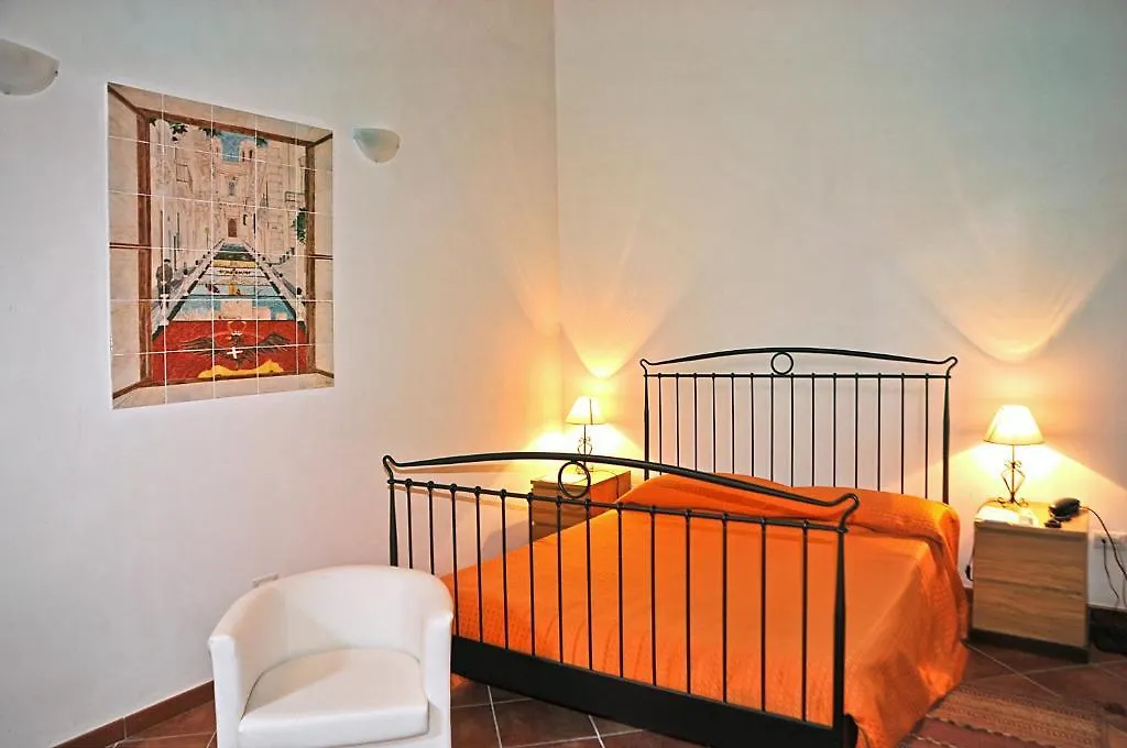 Il Giardino Del Barocco Bed & Breakfast Noto 3*,